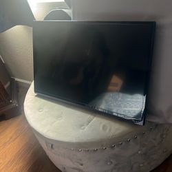 32”  Flat ScreenTelevision 