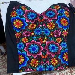 Beautiful Méxican Embroidered Corset