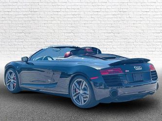 2015 Audi R8 Thumbnail