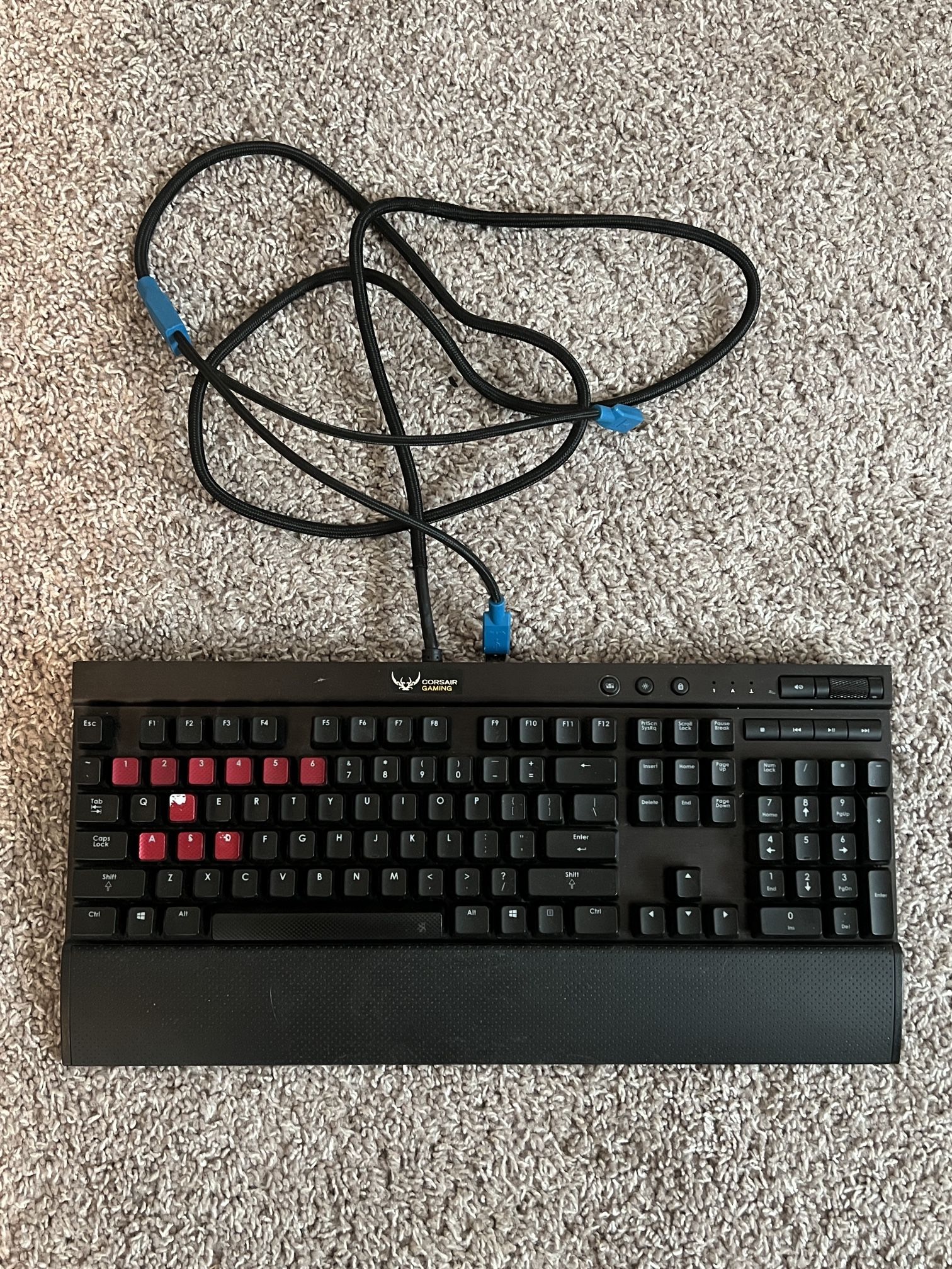 Corsair K70 Gaming Mechanical Keyboard