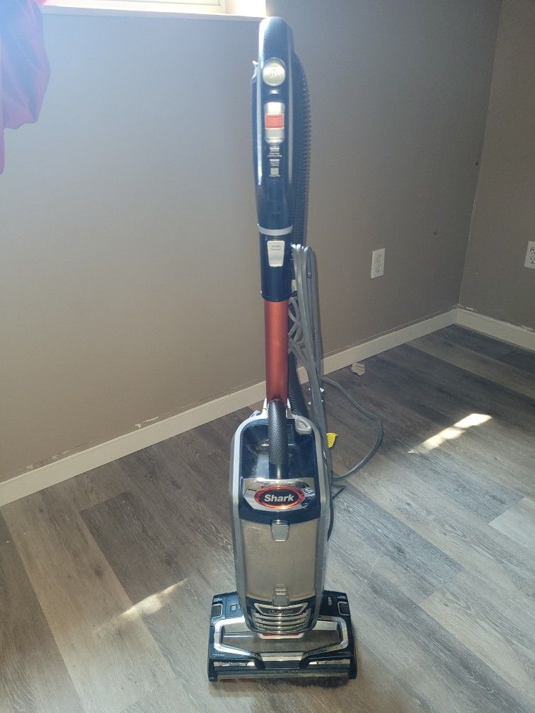 Shark Vacuum Cleaner