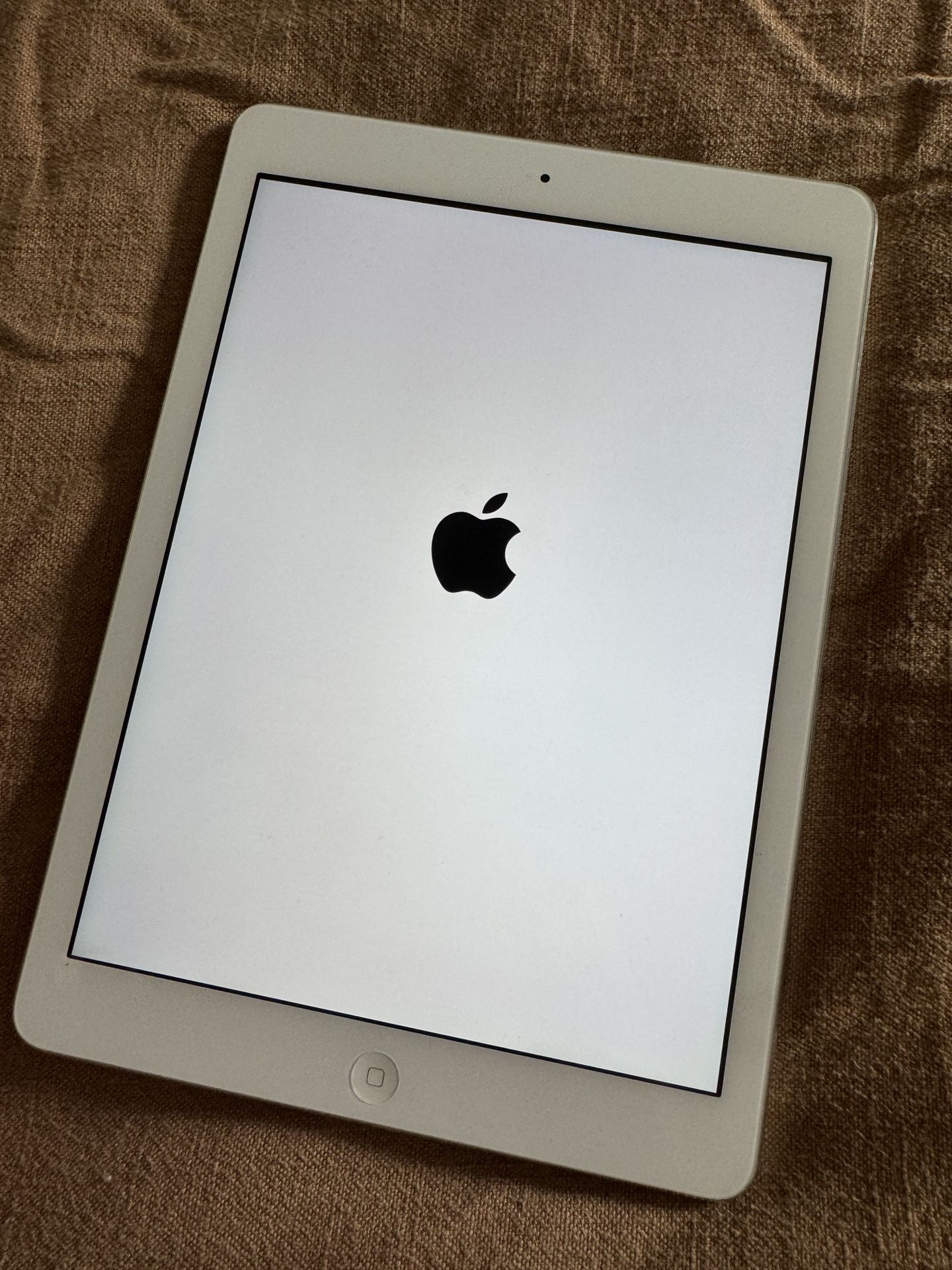 iPad 9.7" 1st Gen - A1474