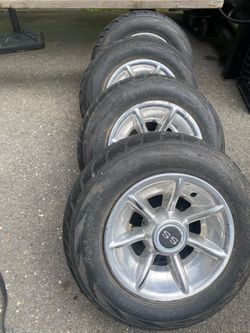 Golf carts tires and rims