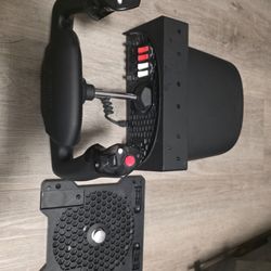 Honeycomb Alpha Flight Controls Yoke & Switch Panel
