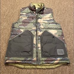 Like NEW! Coach Puffer Vest camoflauge Army Design Logo Pockets Jacket EUC