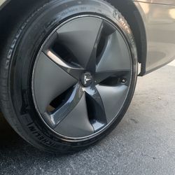 Tesla Rims 5x114.3