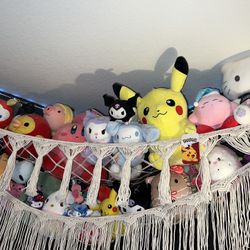 Hello Kitty Sanrio + plushies 