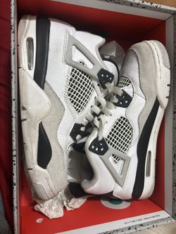 Air Jordan 4 Retro