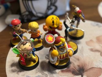 Selling Bundle of Amiibos