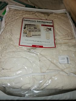 Brand new open box Bedspread Coverlet Retail price $200