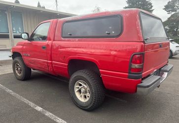Dodge Ram 1500 Canopy