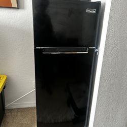 Magic Chef Two-Door Refrigerator Black 7.3 Cu. Ft 