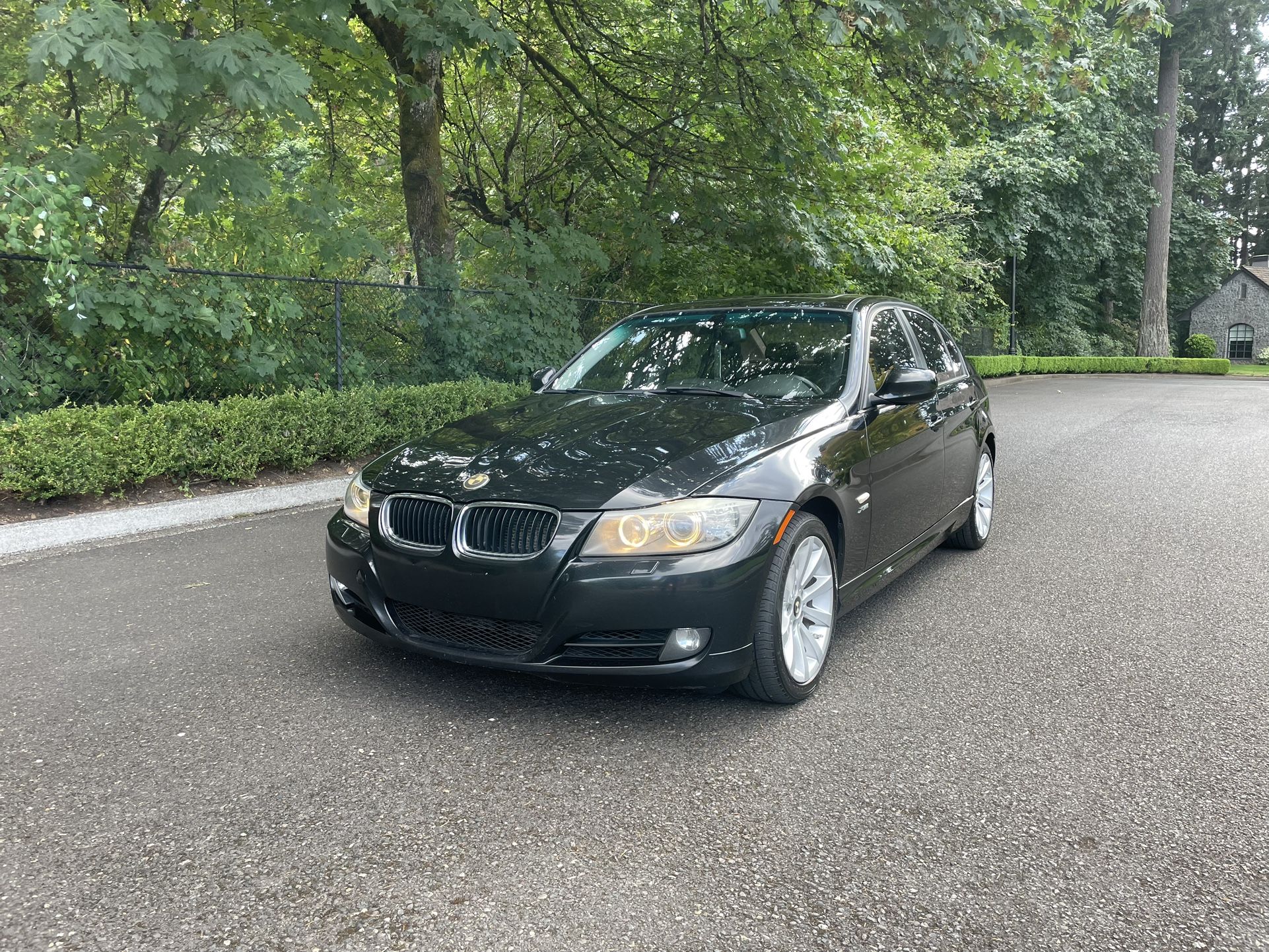 2011 BMW 3 Series
