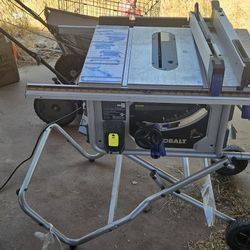 Kobalt 10-in 15 -Amp 120 -Volt Portable Jobsite Table Saw with Gravity Rise Stand
