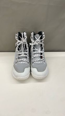 Under Armour shoes. Item No 342 (Shopgoodwill)