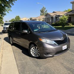 2017 Toyota Sienna