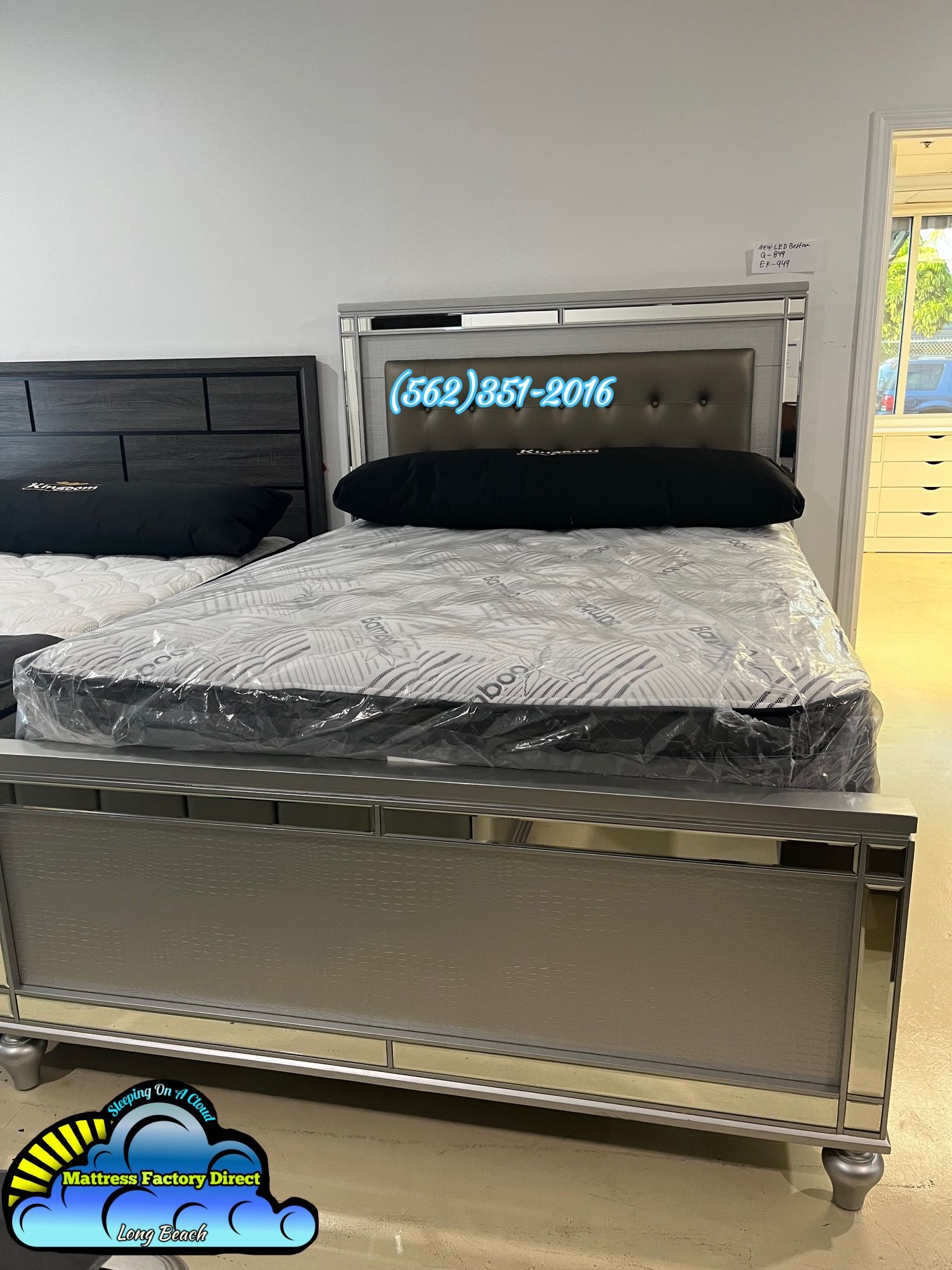 Queen LED Light Bed Frame Grey & Silver- Cama Gris Con Luces