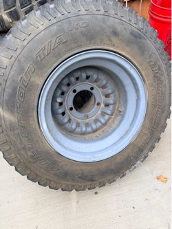 Vintage 15x10 artillery wheel