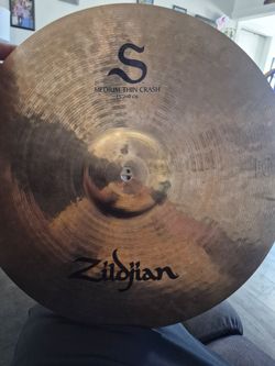 Zildjian crash cymbal