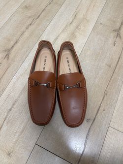 dress shoes