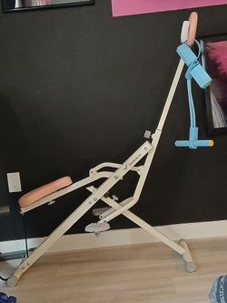 Squat machine