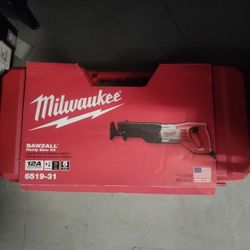 Milwaukee Sawzall 12a New 
