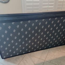 King Box Springs 