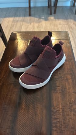 Vans untracush lite slip ons