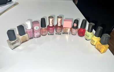 Quick Dry Nail polish $5 for all