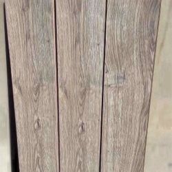 Calistoga Oak 7-1/2 in. W Water Resistant Laminate Wood Flooring