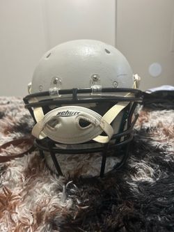 Youth XL Schutt helmet