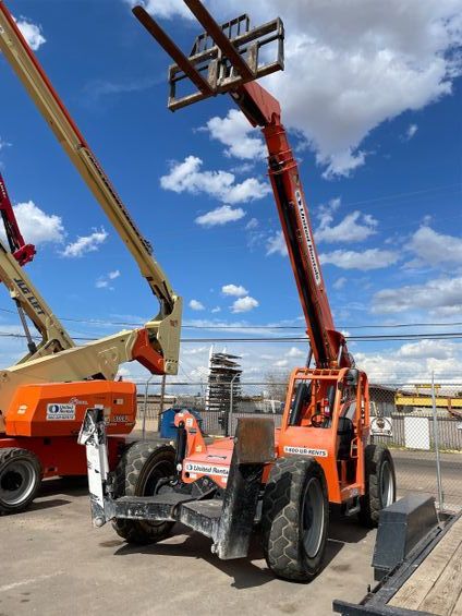 JLG 10k Reach Forklift *Low Price*