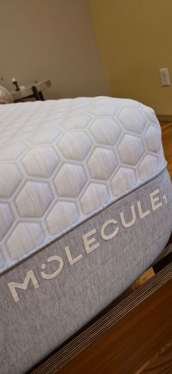 Molecule 1 King mattress
