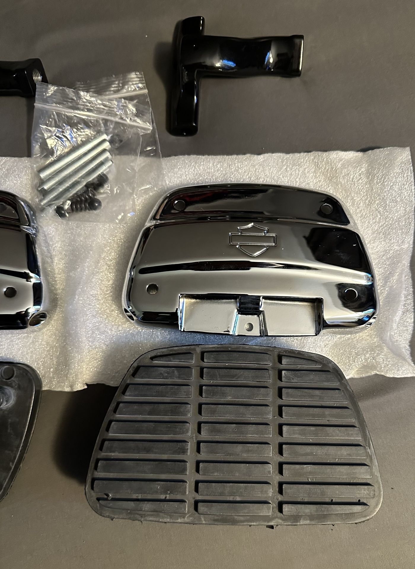 harley-dyna-mini-passenger-floorboards-50877-02-fxd-fxdx-fxds-fxdl