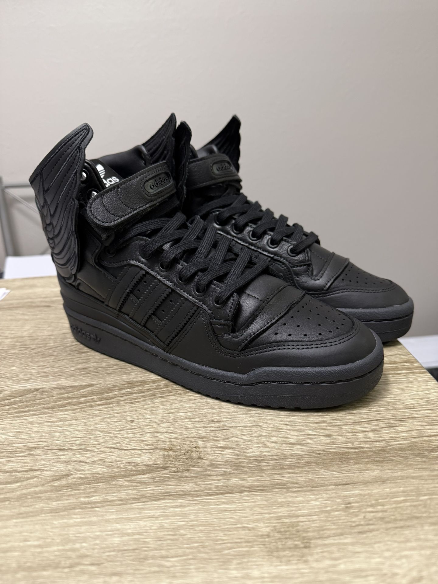 Adidas Jeremy Scott Wings 4.0 Black