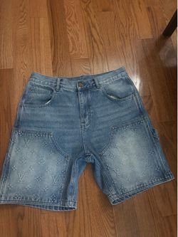 Lv Shorts