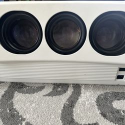 Zenith  3 Gun Video Projector 