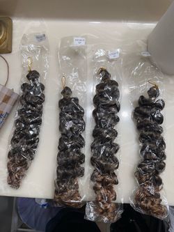 GoGo Curly 18" T27 Crochet Hair Extensions – 4 Packs