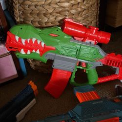 Nerf Gun 