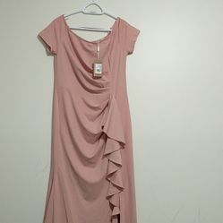 Women’s Aisize pink dress 