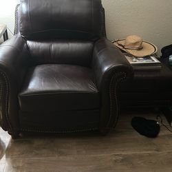Brown Leather Sofa Love Seat And Chair With Ottoman