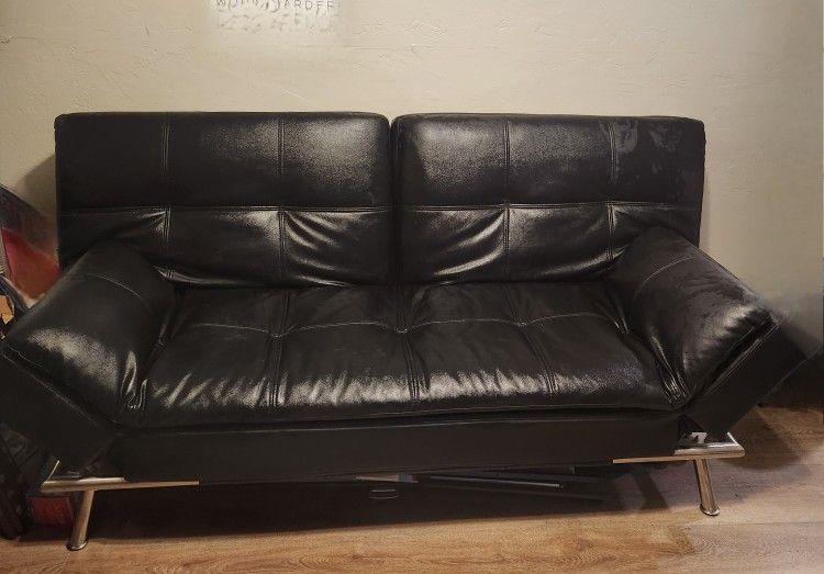 Black Futon