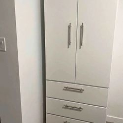 ARMOIRE **** ARMARIO