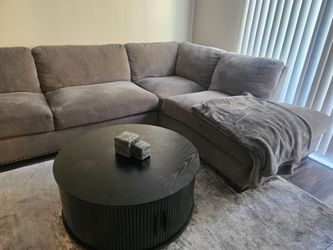 Gray Fabric Sectional Sofa with Chaise
