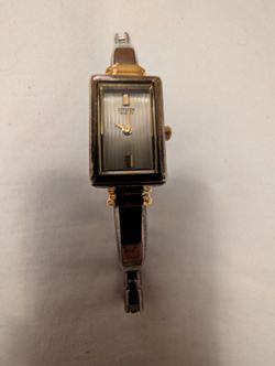 Citizen quartz rectangular tank-style watch