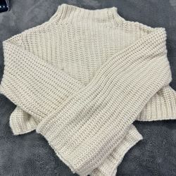 White Cream Color Crop Top Sweater