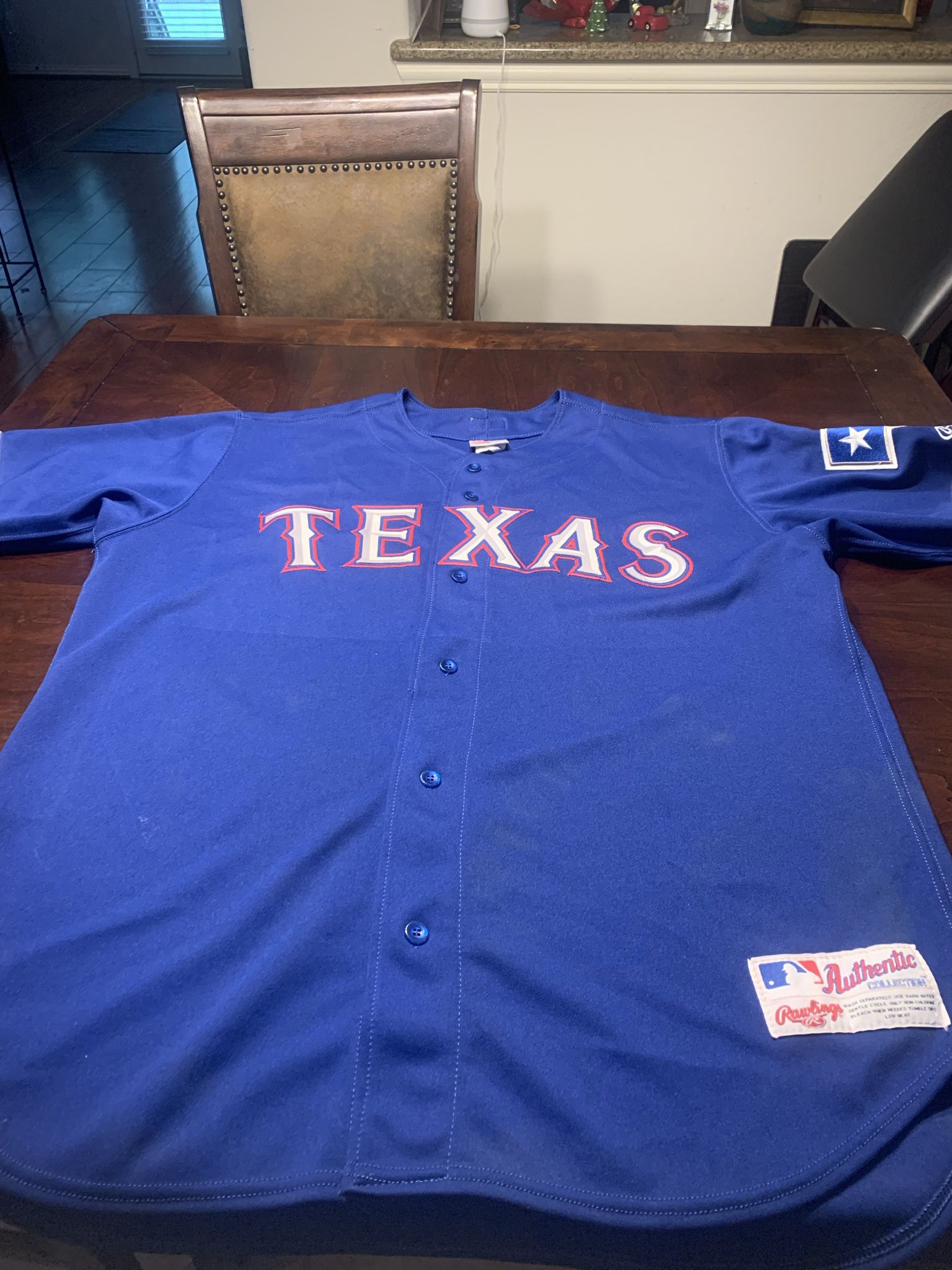 Texas Rangers fan jersey