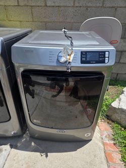 Maytag washer & Dryer set