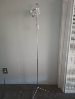 Adjustable grow light