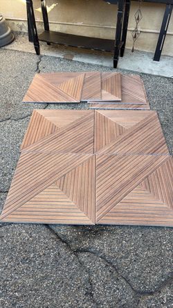 Decorative soundboard squares